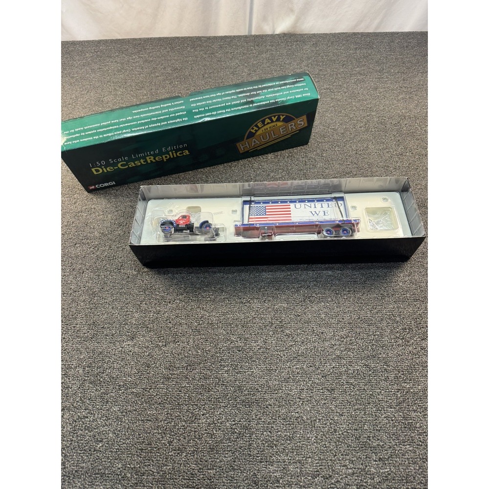 Corgi Heavy Haulers 1:50 Limited Edition Mack B w/ Sign Load United We Stand